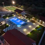 Promina Luxury With 72sqm Heated Pool, Jacuzzi, Infrared Sauna, Tennis Court, Media Villa Bogatic