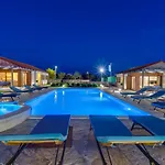 Promina Luxury With 72sqm Heated Pool, Jacuzzi, Infrared Sauna, Tennis Court, Media Villa *