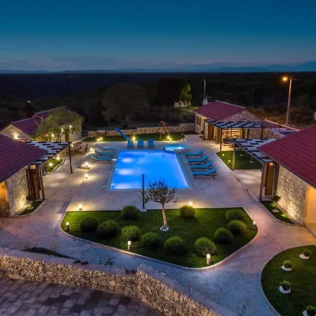 Villa Promina Luxury With 72sqm Heated Pool, Jacuzzi, Infrared Sauna, Tennis Court, Media Bogatić