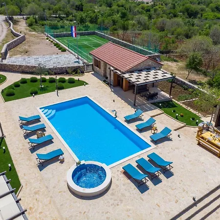 Villa Promina Luxury With 72sqm Heated Pool, Jacuzzi, Infrared Sauna, Tennis Court, Media