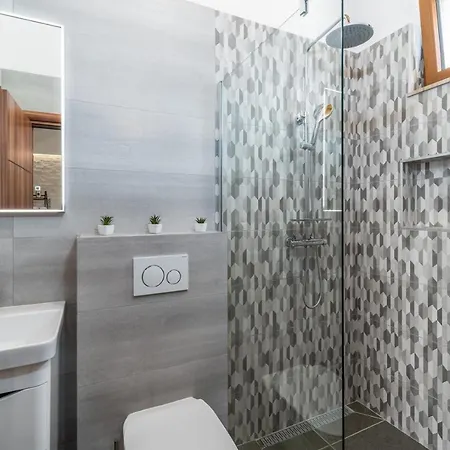 Vila Promina Luxury With 72sqm Heated Pool, Jacuzzi, Infrared Sauna, Tennis Court, Media *