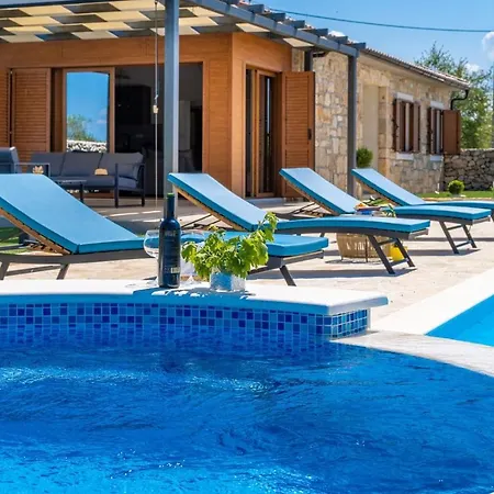 Villa Promina Luxury With 72sqm Heated Pool, Jacuzzi, Infrared Sauna, Tennis Court, Media *