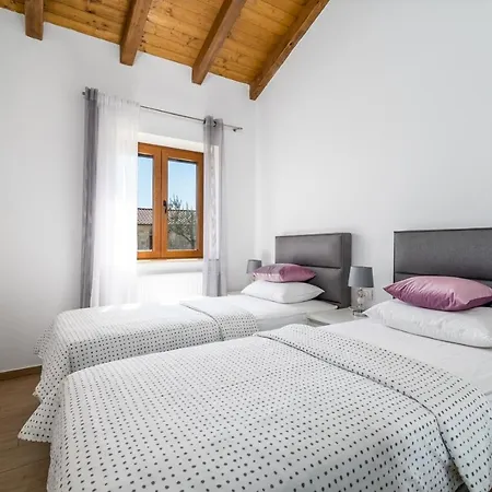 Promina Luxury With 72sqm Heated Pool, Jacuzzi, Infrared Sauna, Tennis Court, Media *