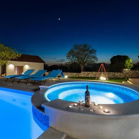 Promina Luxury With 72sqm Heated Pool, Jacuzzi, Infrared Sauna, Tennis Court, Media *