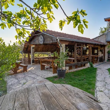 Promina Luxury With 72sqm Heated Pool, Jacuzzi, Infrared Sauna, Tennis Court, Media Villa *