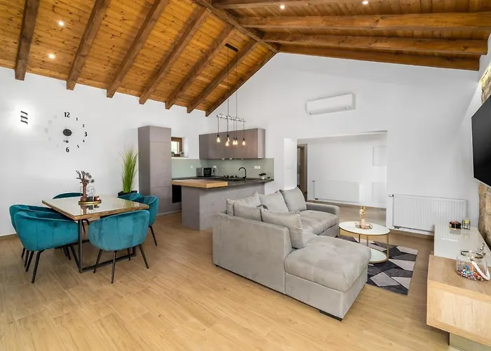 Promina Luxury With 72sqm Heated Pool, Jacuzzi, Infrared Sauna, Tennis Court, Media Bogatić